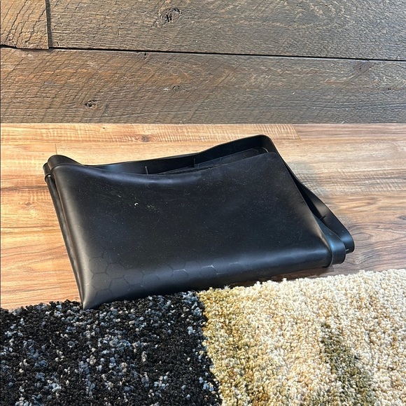 Under Sink Mat for Kitchen Bathroom Waterproof Mat Protect Cabinets 29"x19" - Picture 9 of 9